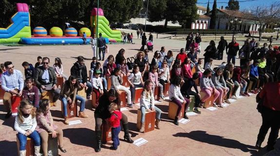 Más de cuarenta vecinos participan en la primera actividad de Proyecto Hombre en Zurgena