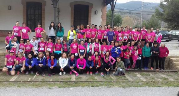 Medio centenar de mujeres de Serón “Marchan” por la Vía Verde