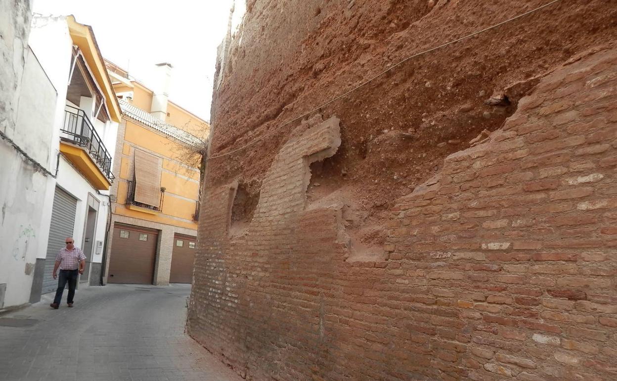 Daños en la muralla. 