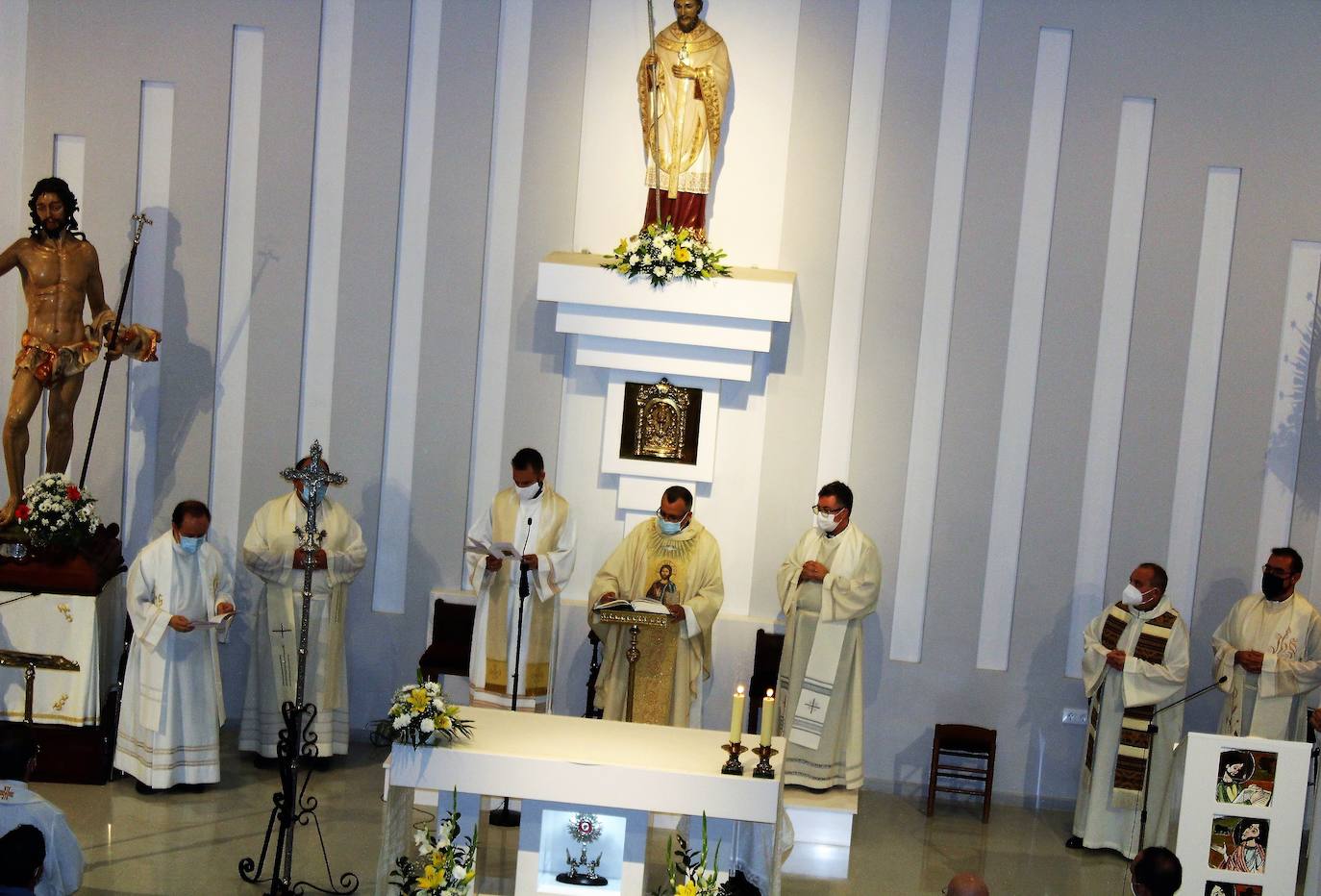 Ceremonia de posesión del nuevo sacerdote 