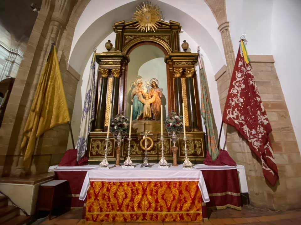 Altar dedicado a San José. 