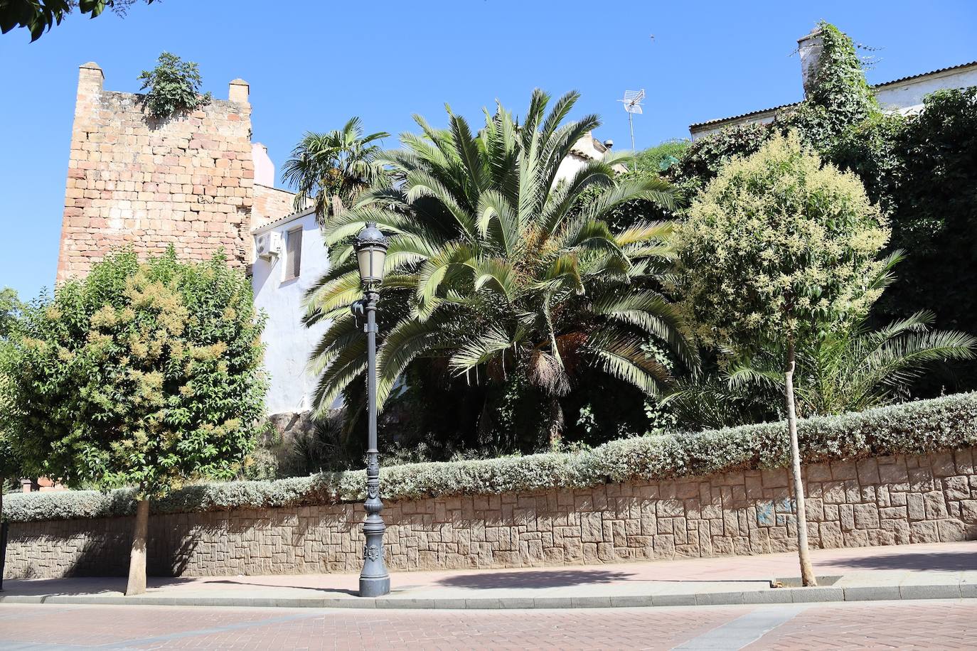 El Ayuntamiento de Andújar inicia una excavación arqueológica junto al torreón de la Fuente Sorda