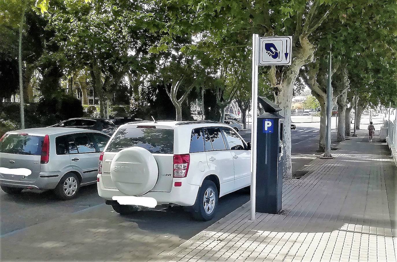 Nueva zona azul instalada en Colón. 