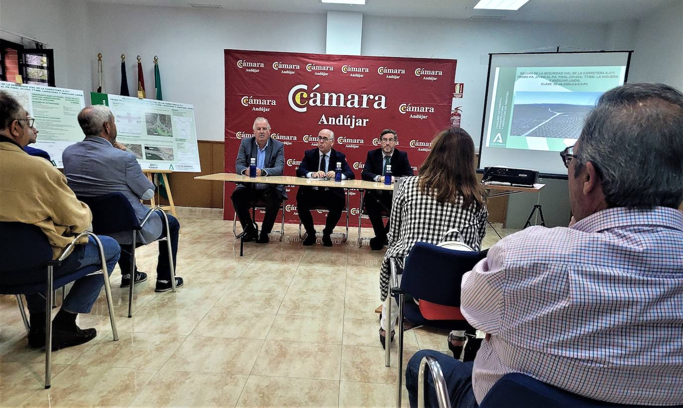 Jesús Estrella, durante la presentación del proyecto esta mañana en la Cámara de Comercio 