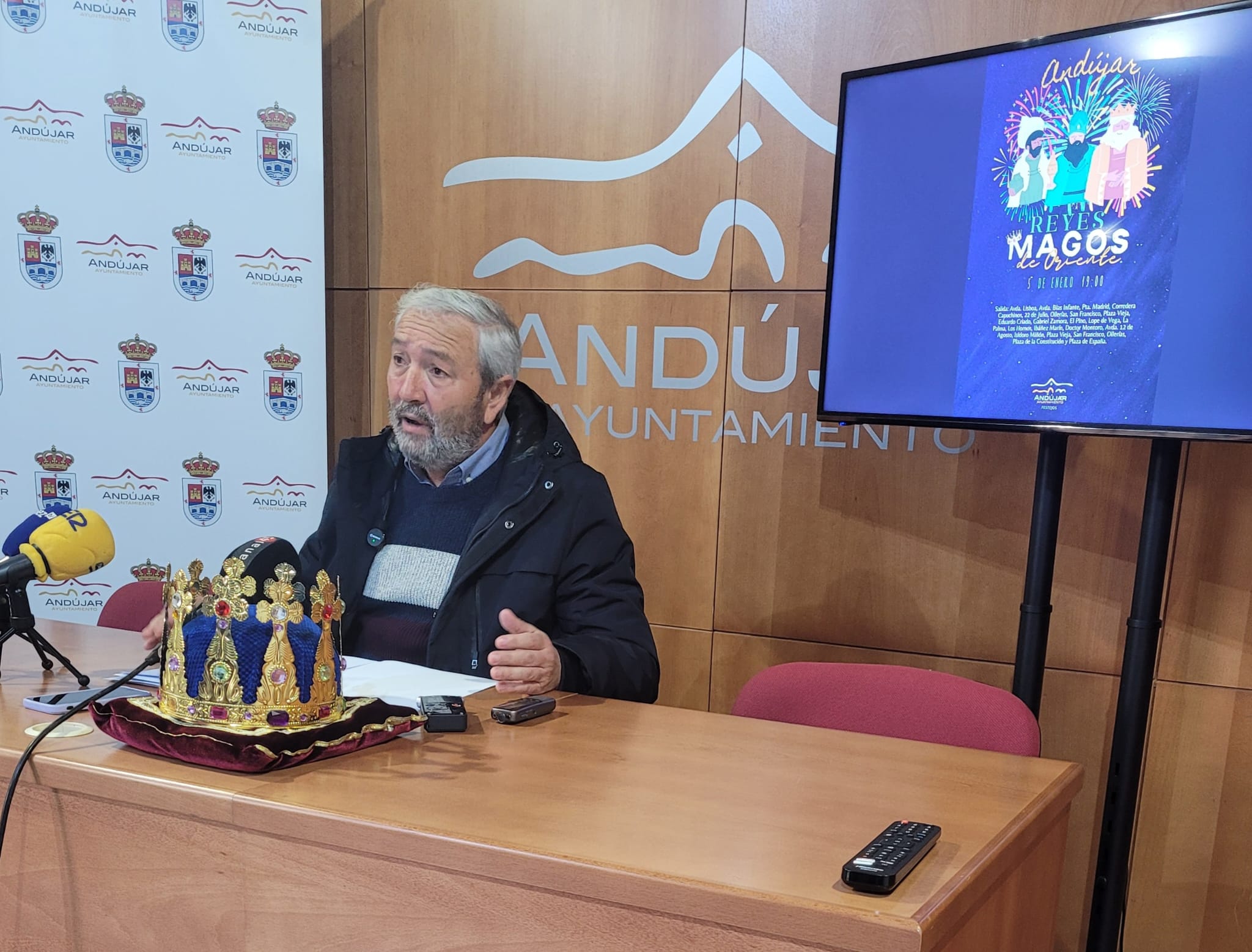 LUCAS GARCÍA TRAS LA PRESENTACIÓN DEL RECORRIDO. 
