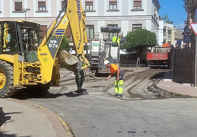 Las máquinas ya trabajan en la zona.