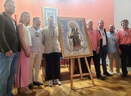 Autoridades civiles y religiosas durante la presentación de la obra.