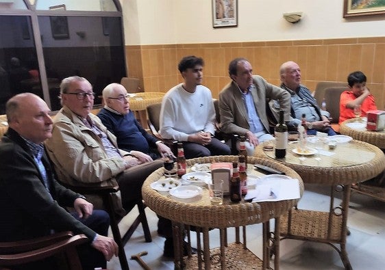 El resurgir de la Sociedad la Peña mantiene el vestigio del casino
