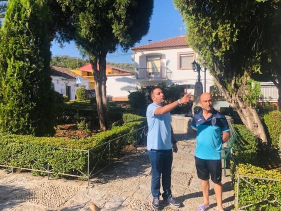 El Ayuntamiento acomete el embellecimiento de los jardínes de las pedanías