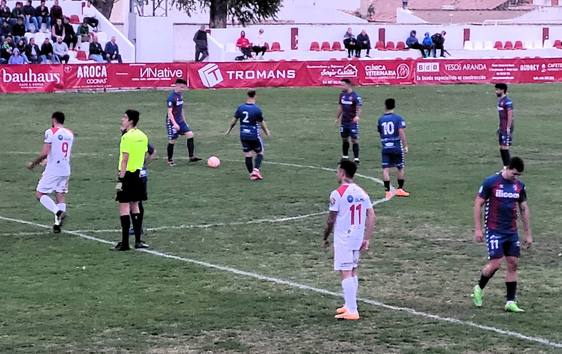 Reencuentro accidentado de dos históricos del fútbol provincial