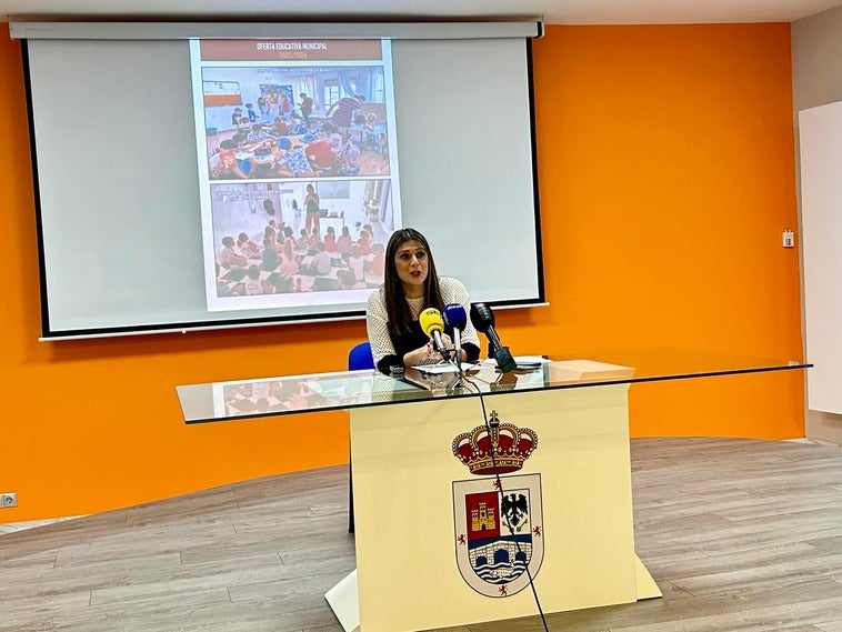 Andújar presenta una renovada Oferta Educativa Municipal para el curso 2023/2024