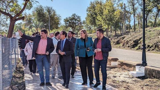Inaugurada la nueva pasarela peatonal de acceso al Balneario de Marmolejo