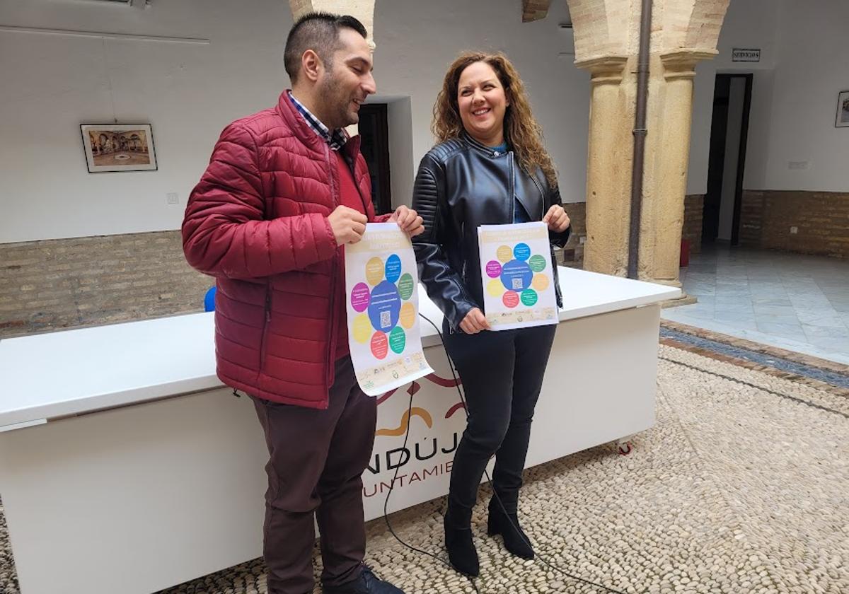 Emilio Rodríguez y Ana Expósito durante la presentación.