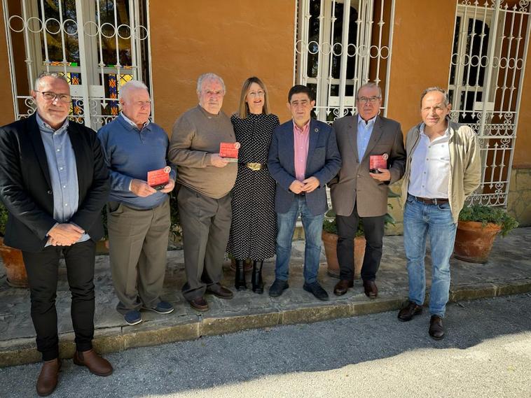 El PSOE de Escañuela homenajea a sus militantes históricos