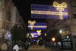 Iluminación navideña en la Plaza de la Constitución de Andújar.