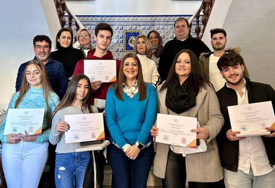 Estudiantes se adentran en el terreno laboral con prácticas en el Consistorio de Andújar