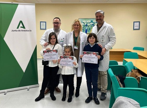 El Hospital Alto Guadalquivir entrega los premios del concurso Tarjetas de Navidad