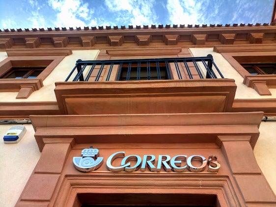 CCOO dice que no se cubren la plazas vacantes en la oficina de Correos de Andújar