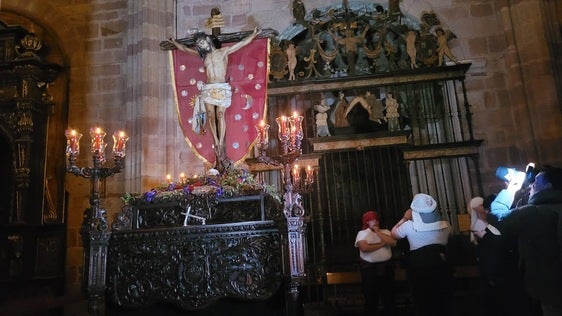 El Martes Santo de Andújar se vivió de forma solemne en el interior de los templos