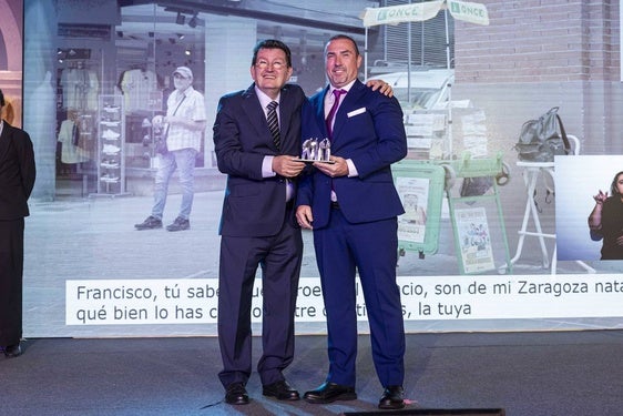 Francisco Amaro es el mejor vendedor de la ONCE en el ámbito de Granada, Almería y Jaén durante 2023