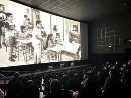 Proyección de la oelícula 'Rompiendo Etiquetas 2.'