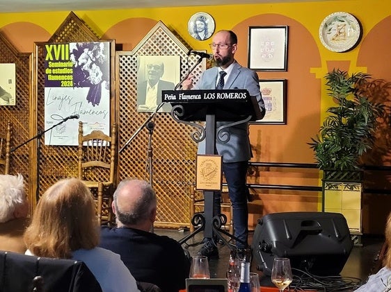 Rafael Expósito, durante su charla.