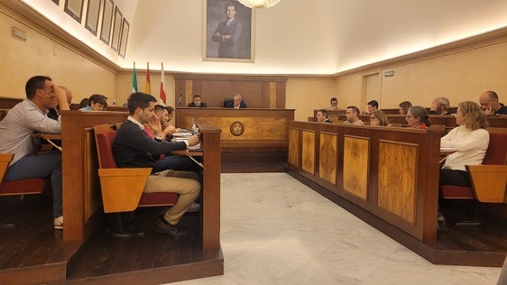 La mayoría absoluta del PP logra sacar las cuentas para 2025 en Andújar