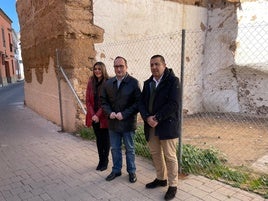 AZUCENA CEPEDELLO, JOSÉ AYALA Y MANUEL FERNÁNDEZ.