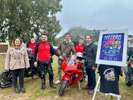PARTICIPANTES EN EL ACTO DE PRESENTACIÓN,