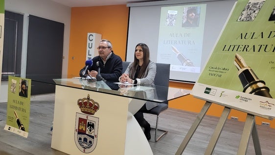 El escritor ubetense David Uclés participará en el Aula Literaria de la UNED