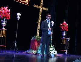 MUÑOZ RECIBIÓ EL RECONOCIMIENTO DEL PÚBLICO.