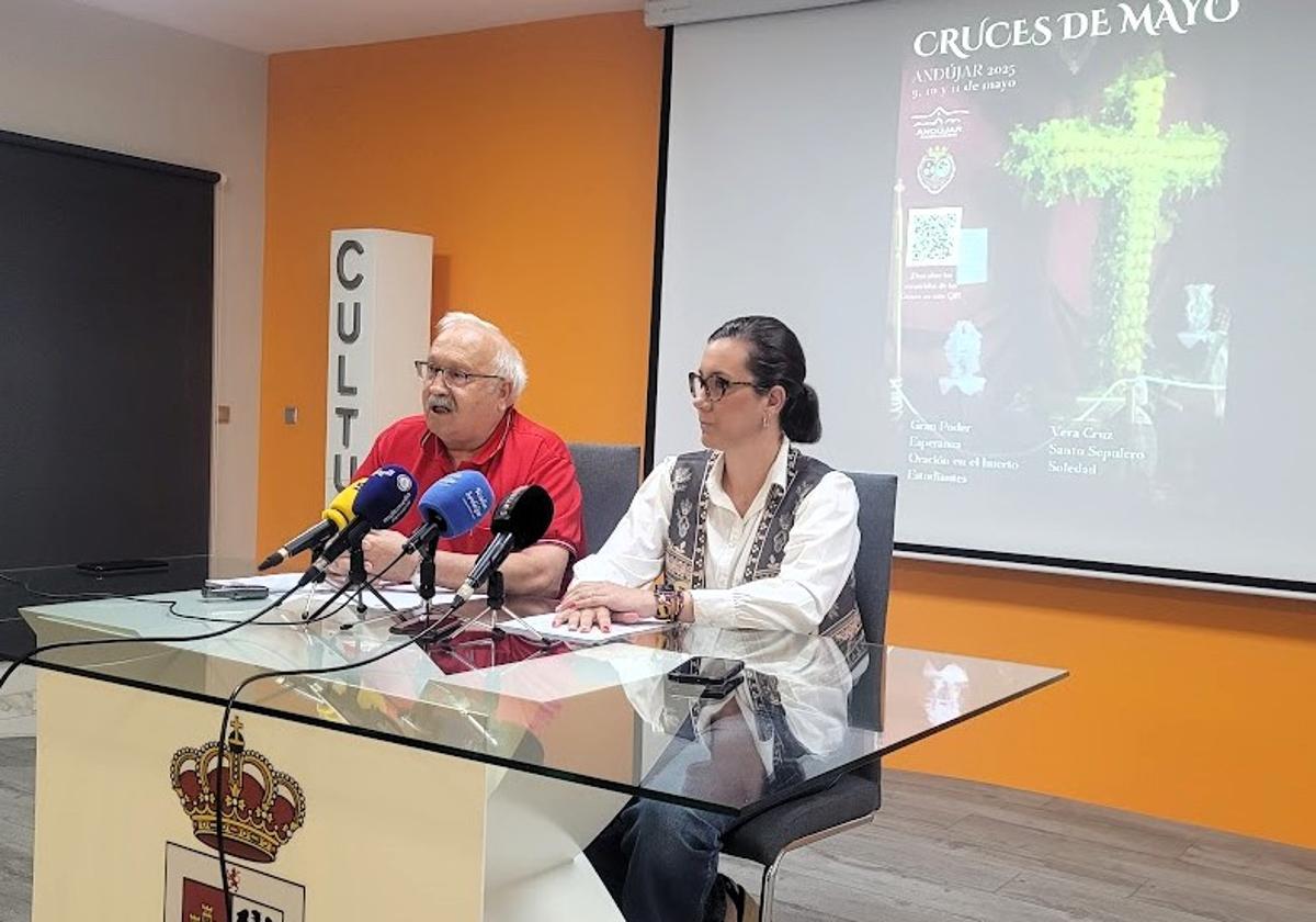 Siete cofradías se implicarán en las Fiestas de las Cruces de Mayo