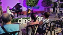 CONCIERTO EN EL ALTOZANO SANTIAGO, CUYA IGLESIA HA SIDO CEDIDA POR EL OBISPADO AL CONSISTORIO PARA FINES CULTURALES.