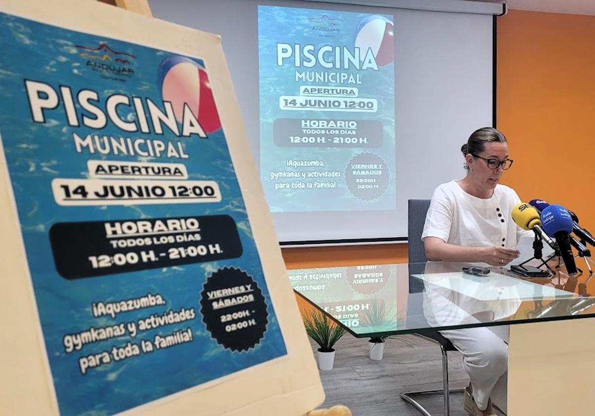 MARÍA JOSÉ FUENTES DURANTE SU COMPARECENCIA DE ESTA MAÑANA.