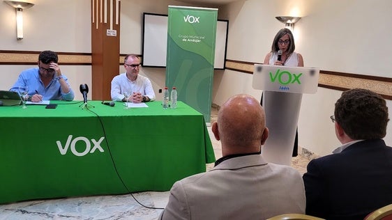 Ricardo Chamorro, Rafael Alcalá y María Peinado durante el encuentro.