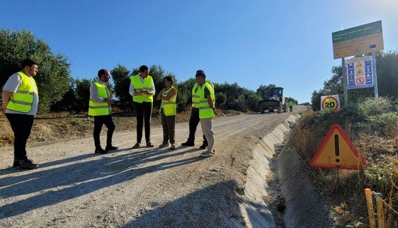 La Junta mejora caminos rurales en Arjona y Lahiguera