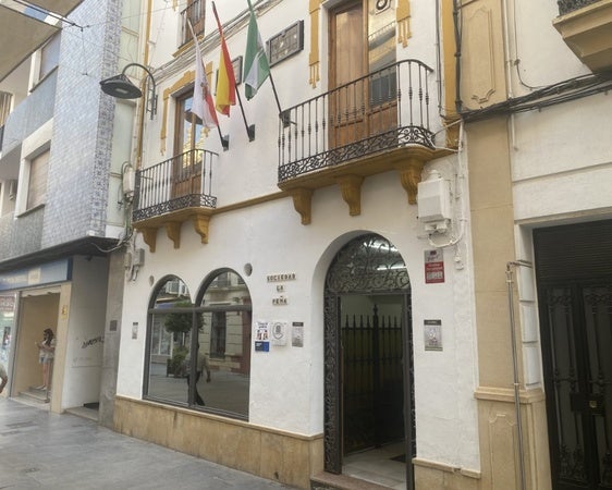 La Sociedad la Peña de Andújar y el Círculo de la Unión de Torredonjimeno firman un acuerdo