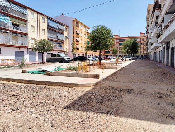 El PSOE denuncia la paralización de las obras de reforma en la plaza Itálica de Andújar