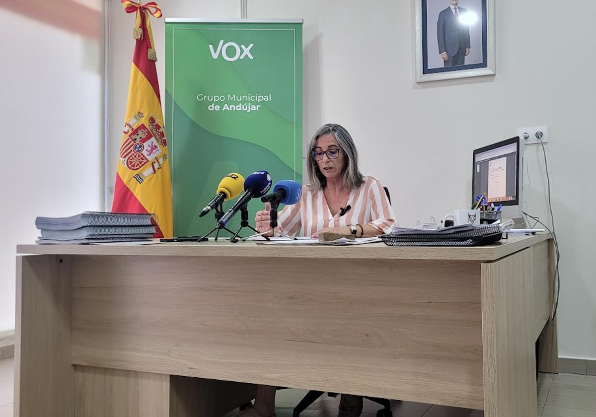 MARÍA PEINADO EN COMPARECENCIA DE ESTE MIÉRCOLES EN LA SEDE DE VOX.