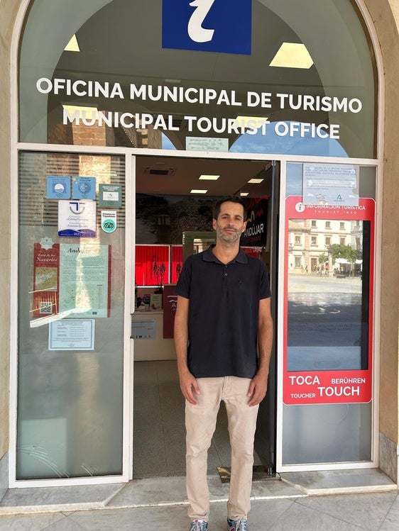 La Oficina de Turismo amplia los horarios para atraer visitas