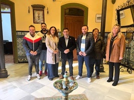 REYES, ESTA MAÑANA EN EL AYUNTAMIENTO.