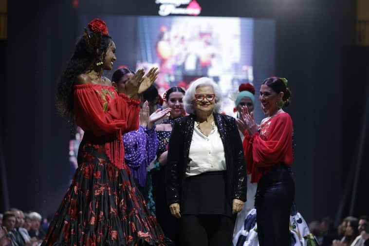 Andújar Flamenca concederá el premio 'Volante de Oro' a la diseñadora Pilar Vera