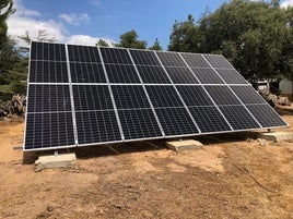 Planta foltovoltaoicas en olivares.