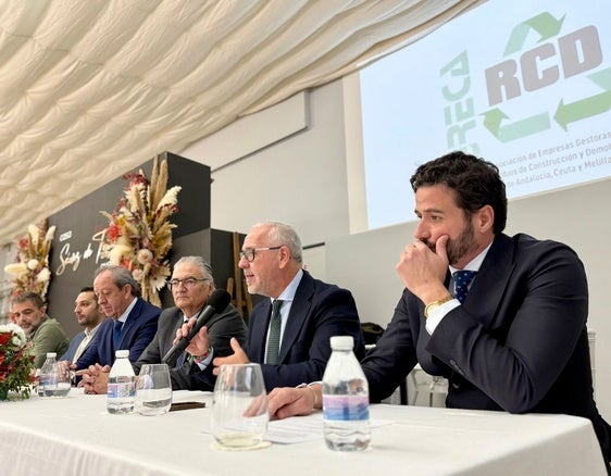 Jesús Estrella avala a los gestores de residuos de la construcción agentes en el empleo y la sostenibilidad
