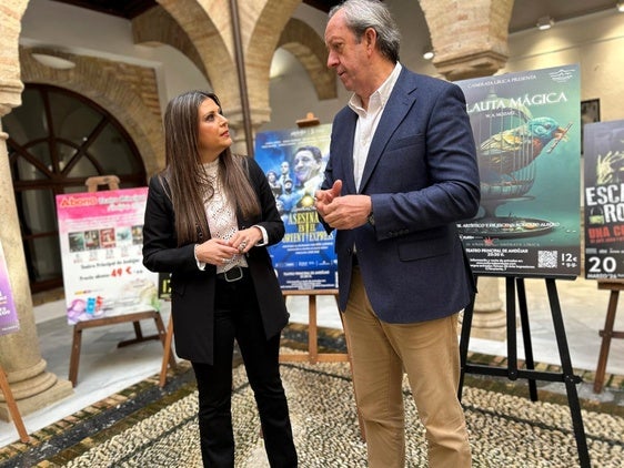 AZUCENA CEPEDELLO Y FRANCISCO CARMONA ESTE MIÉRCOLES EN LA PRESENTACIÓN DE LA PROGRAMACIÓN.