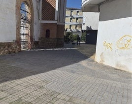 ACERADO QUE CIRCUNDA A LA PLADE TOROS.