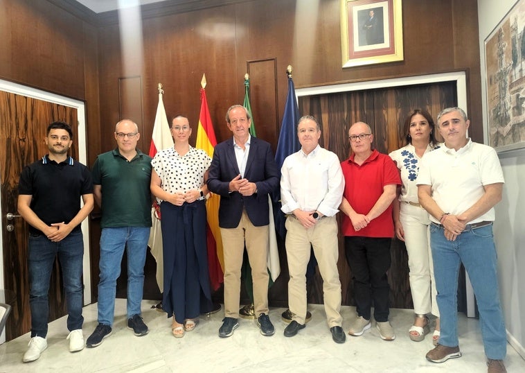 El Gran Poder de Andújar y el Ayuntamiento mantienen un encuentro para comenzar a planificar el 75 Aniversario de la Hermandad