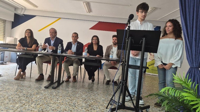 La nueva directiva del IES Jándula proyecta la excelencia y la diversidad