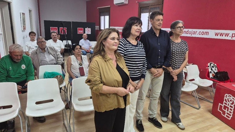 El PSOE traslada las quejas ciudadanas y sus peticiones al pleno y a la asamblea