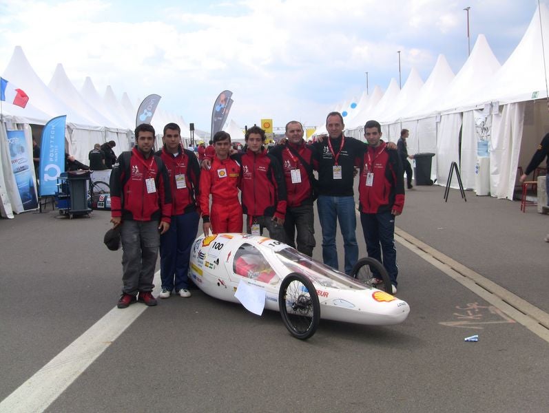 El vehículo ecológico “lince” aspira a participar por tercera vez en la Shell Eco-Marathón